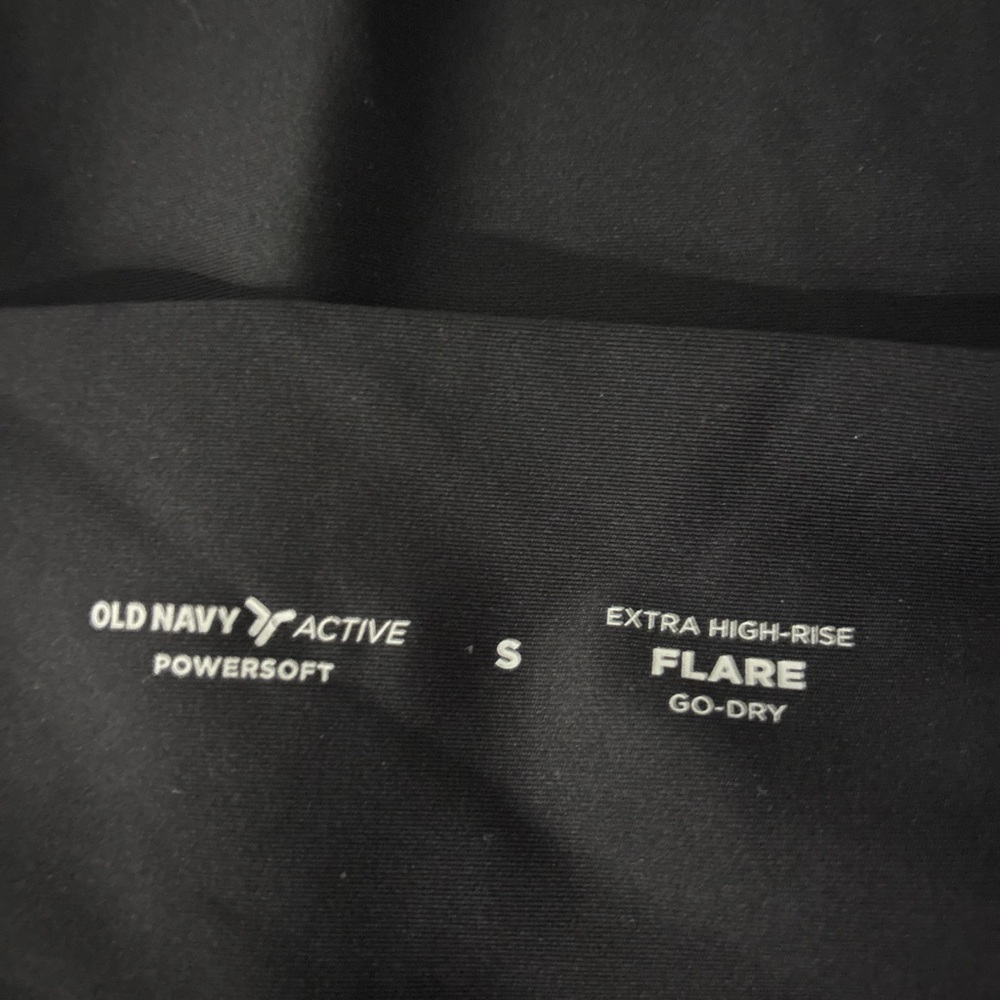 Old Navy Active Powersoft Black flare Leggings